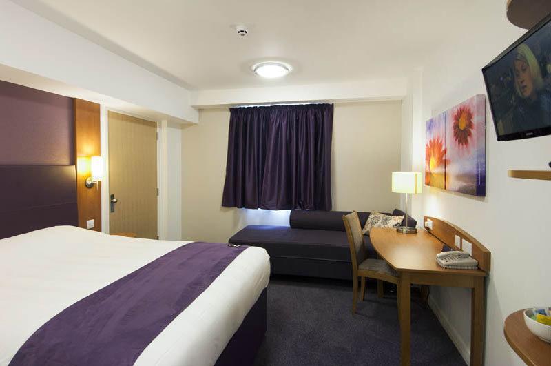 Premier Inn Newcastle Airport Exterior photo